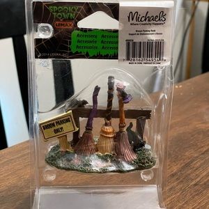 Lemax Spooky Town - Broom Parking Rack